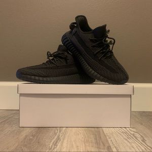 Yeezy V2 (UA)